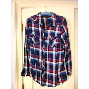 Torrid Size 2 (18/20) Red, White & Blue Plaid Button Down